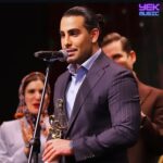 دانلود آهنگ من واست میمیرم میگیرم دستاتو آروم میشم