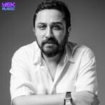 دانلود آهنگ این زندگیمونه یه سفره خالی کف خونه روزبه بمانی