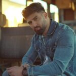 دانلود آهنگ اگه برگردیم عقب دوری میکردم ازت
