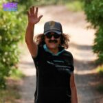 دانلود آهنگ قد بلند ابرو کمون چشماش سیاهه وای وای