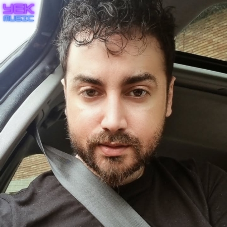 ایستادی تا به مردنم