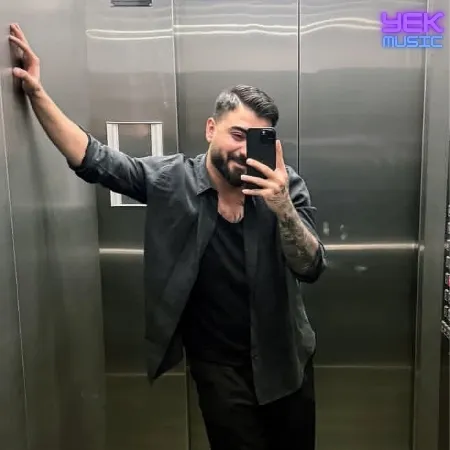 انقلاب کردم برات که رهبرم بشی