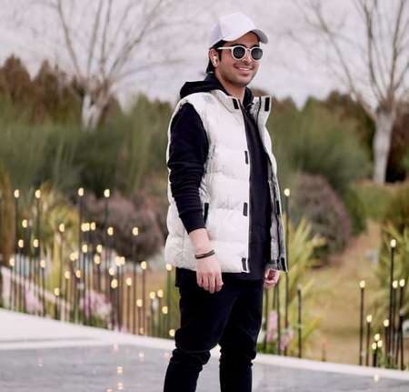 میخوام پر بکشم تو چشات